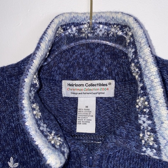 Heirloom Collectables Christmas Collection 2004 Sweater M Blue Sequin Beaded - Picture 3 of 11
